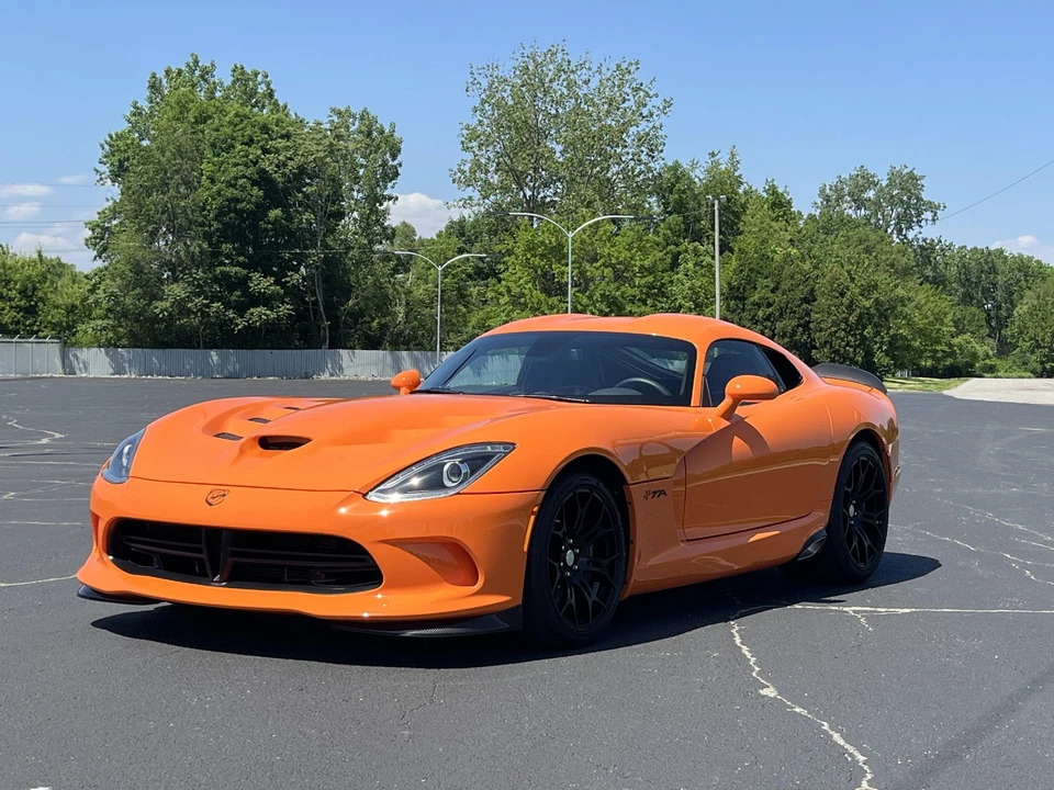 2014 Dodge Viper 5th Gen - Image 3 of 31