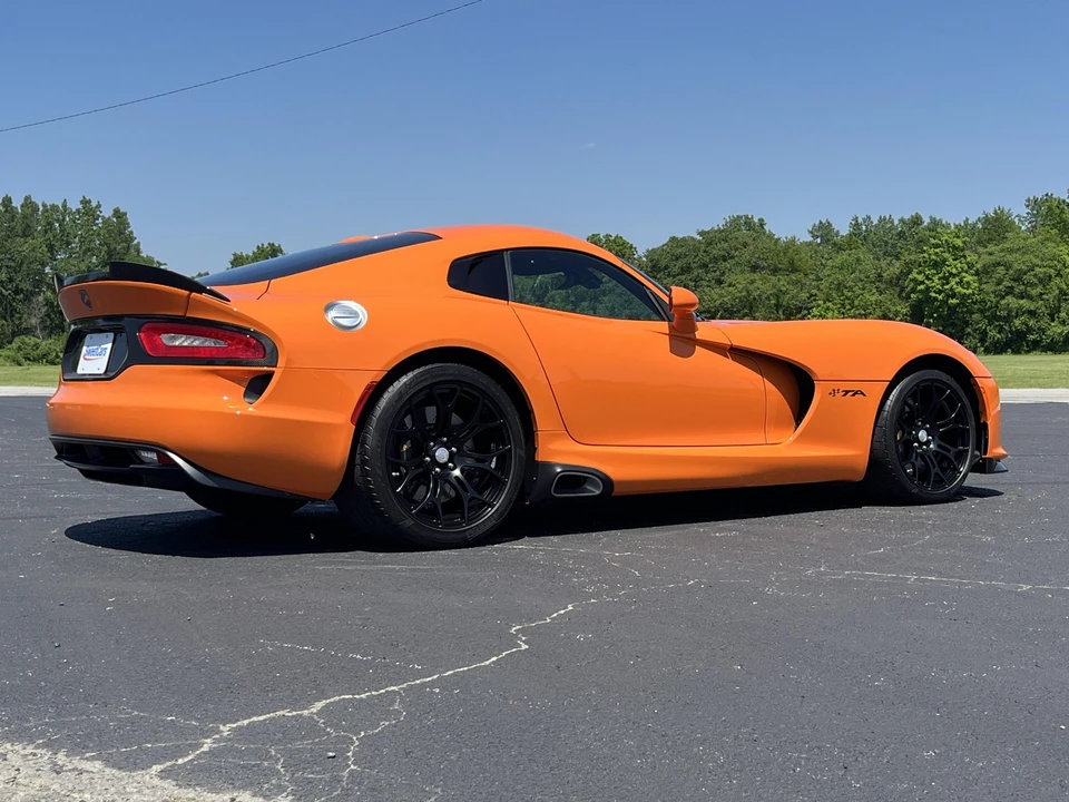 2014 Dodge Viper 5th Gen - Image 10 of 31