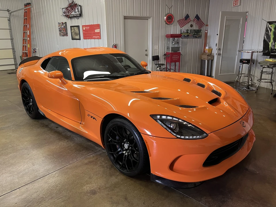 2014 Dodge Viper 5th Gen - Image 21 of 31
