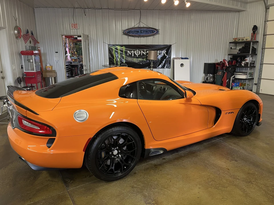 2014 Dodge Viper 5th Gen - Image 22 of 31