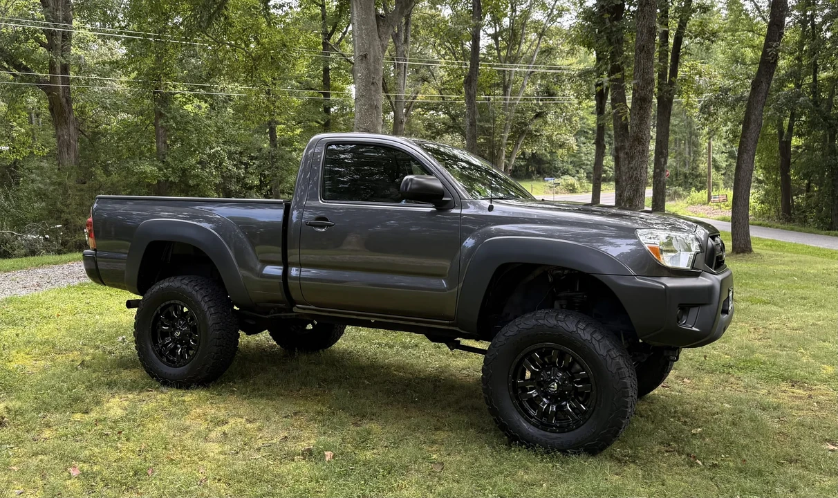 2014 Toyota Tacoma 2nd Gen - Image 5 of 31