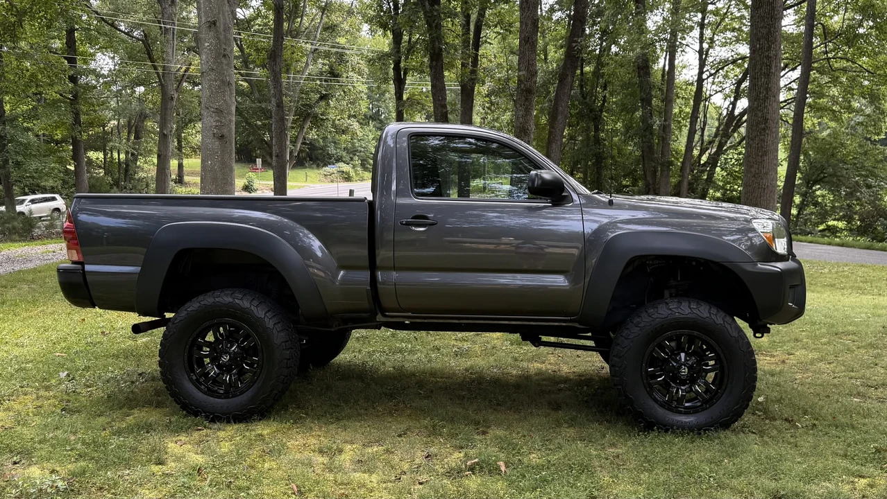2014 Toyota Tacoma 2nd Gen - Image 6 of 31