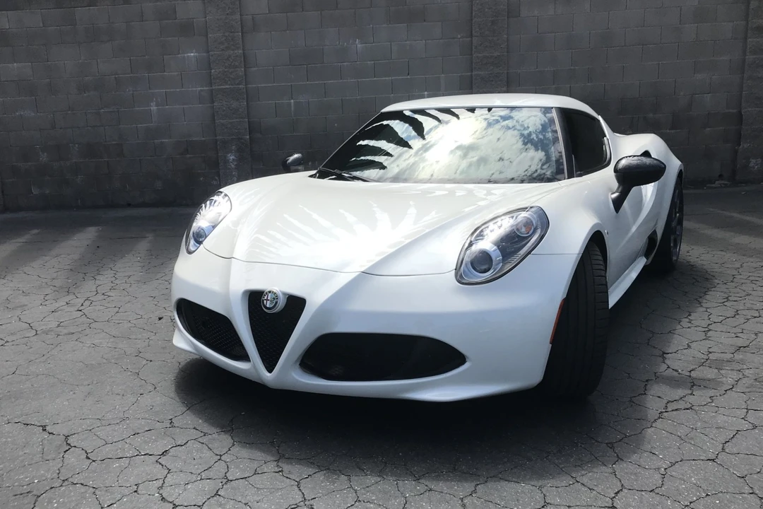 2015 Alfa Romeo 4C Coupe - Image 5 of 31