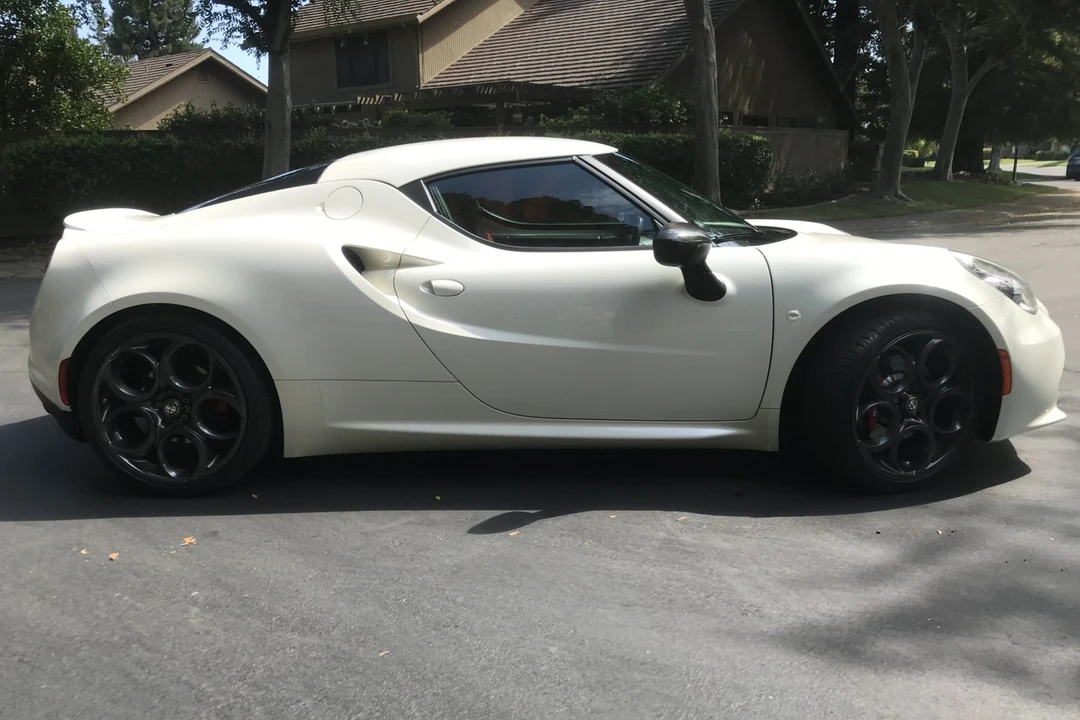 2015 Alfa Romeo 4C Coupe - Image 31 of 31