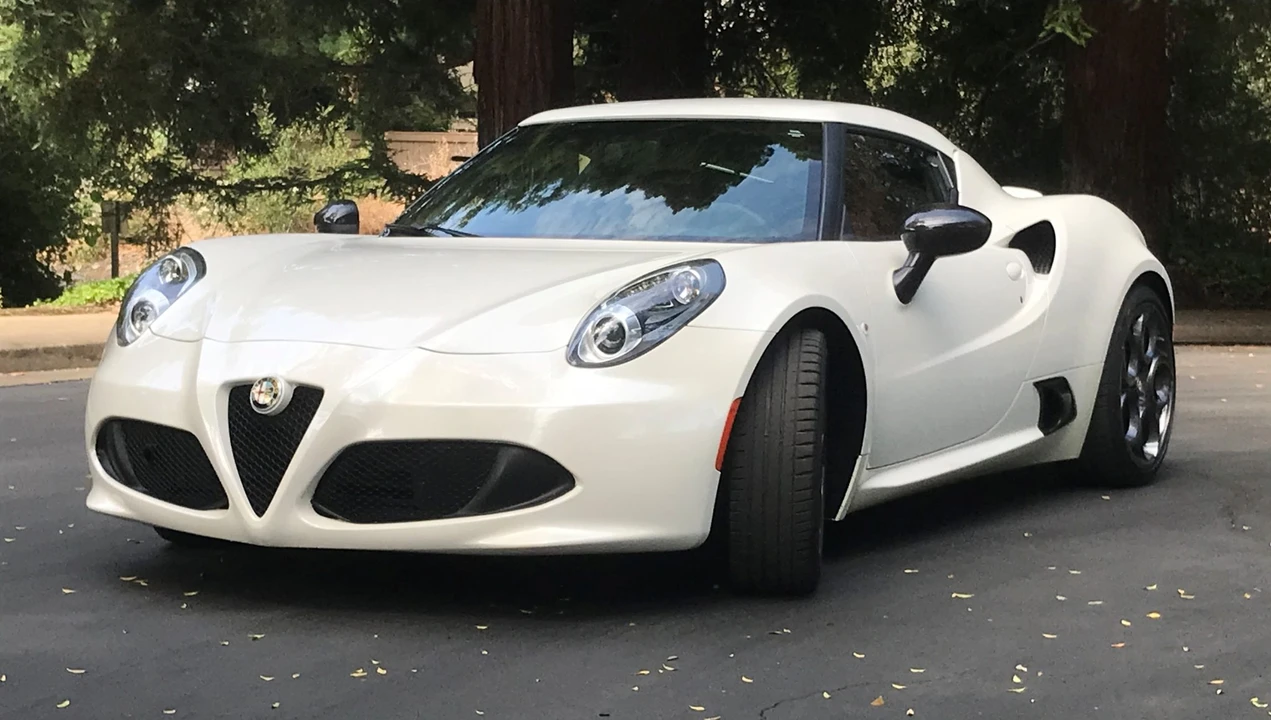 2015 Alfa Romeo 4C Coupe - Image 16 of 31