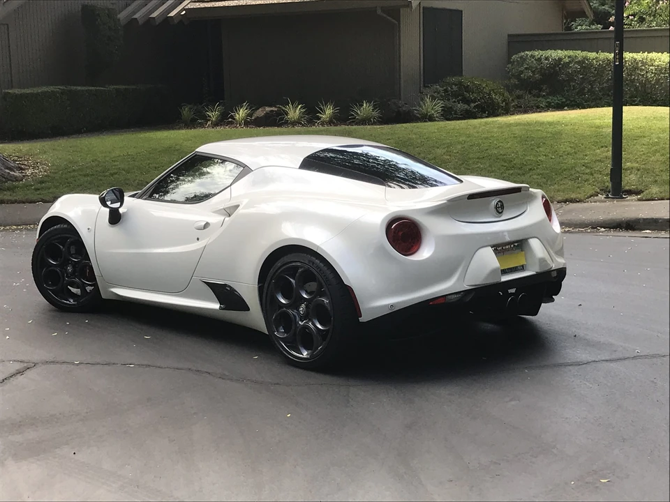 2015 Alfa Romeo 4C Coupe - Image 23 of 31