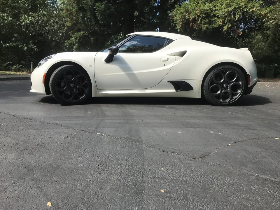 2015 Alfa Romeo 4C Coupe - Image 21 of 31