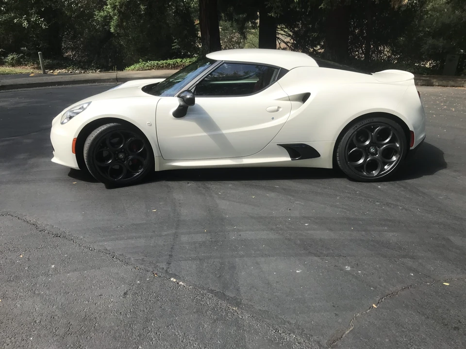 2015 Alfa Romeo 4C Coupe - Image 20 of 31