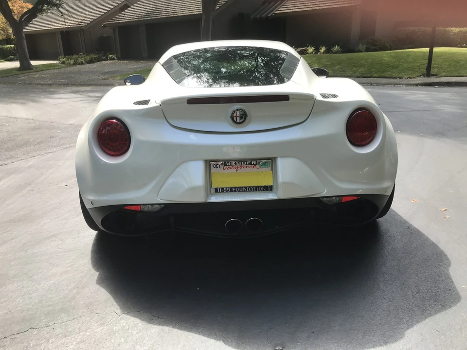 2015 Alfa Romeo 4C Coupe - Image 26 of 31