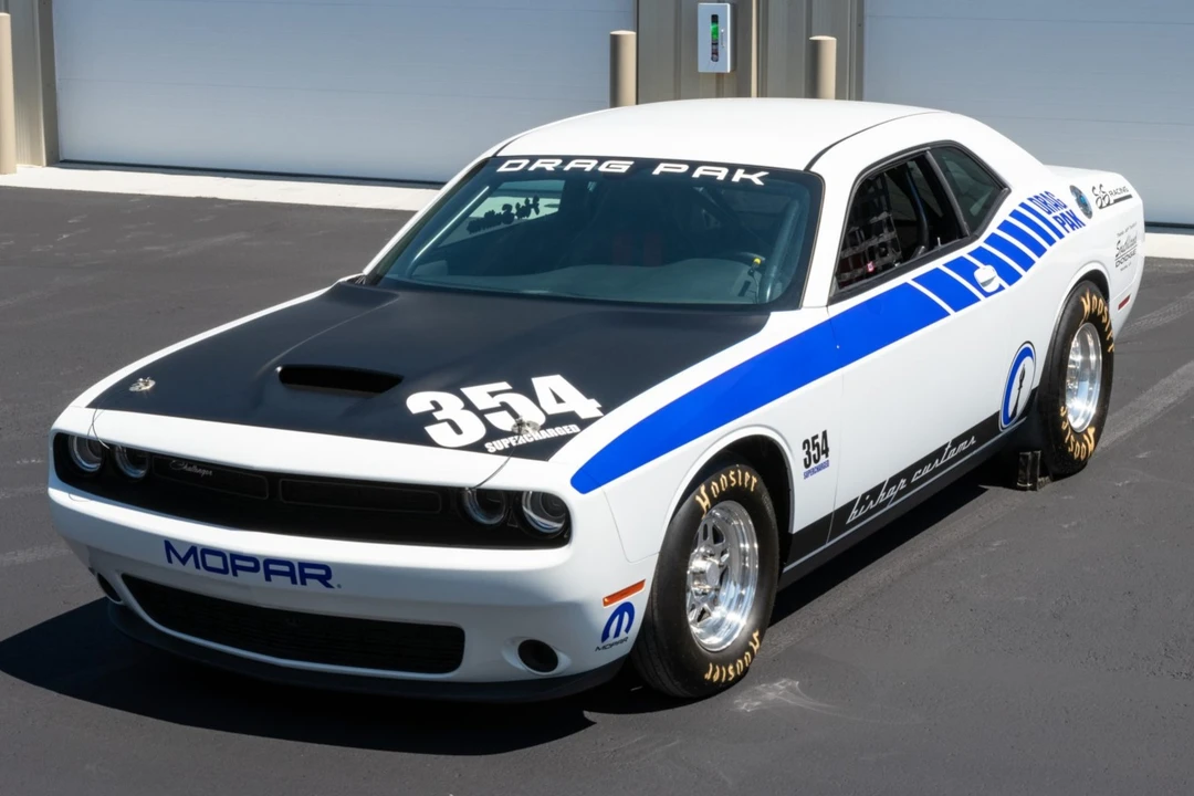 2015 Dodge Challenger 3rd Gen - Image 1 of 31