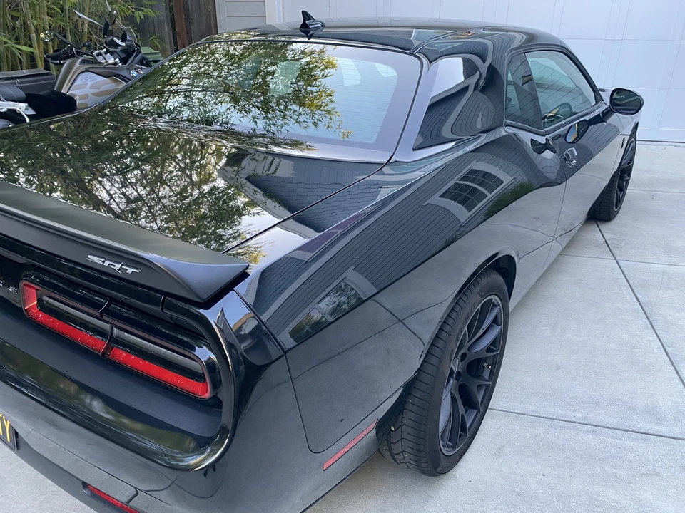 2015 Dodge Challenger SRT Hellcat 3rd Gen - Image 27 of 31