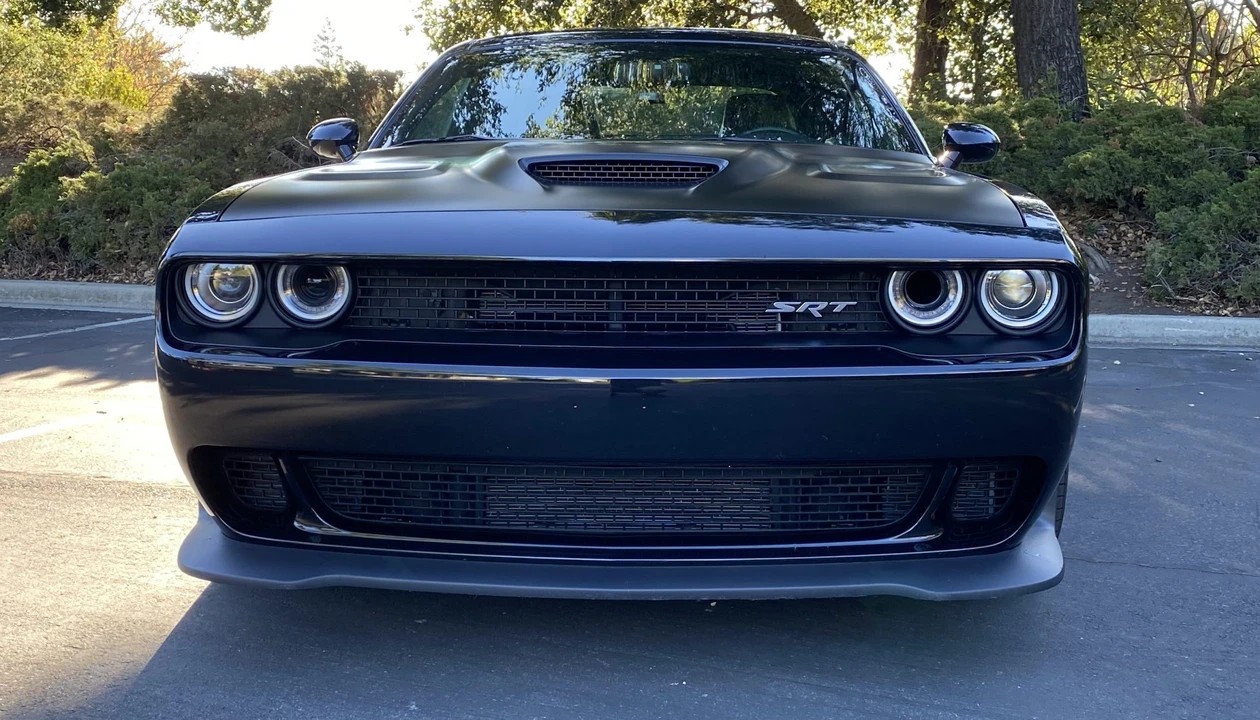 2015 Dodge Challenger SRT Hellcat 3rd Gen - Image 3 of 31