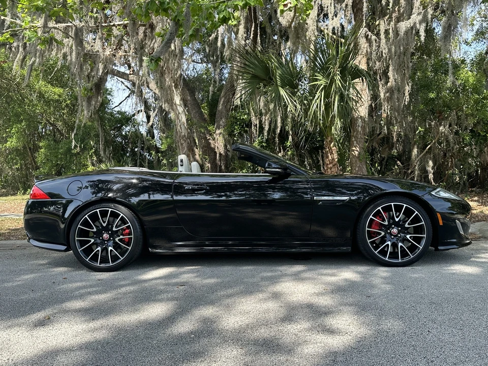2015 Jaguar X150 XKR - Image 9 of 31