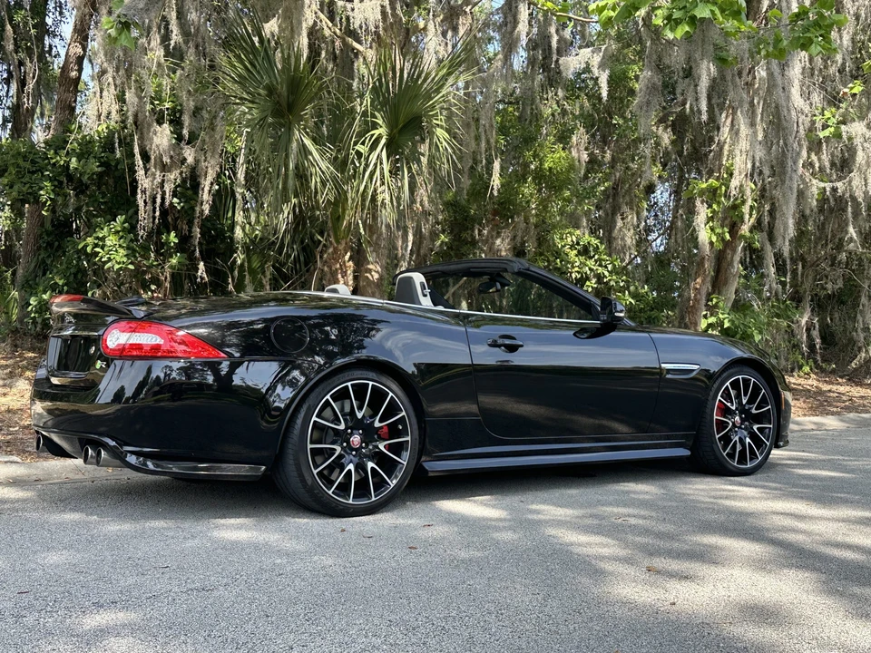 2015 Jaguar X150 XKR - Image 12 of 31