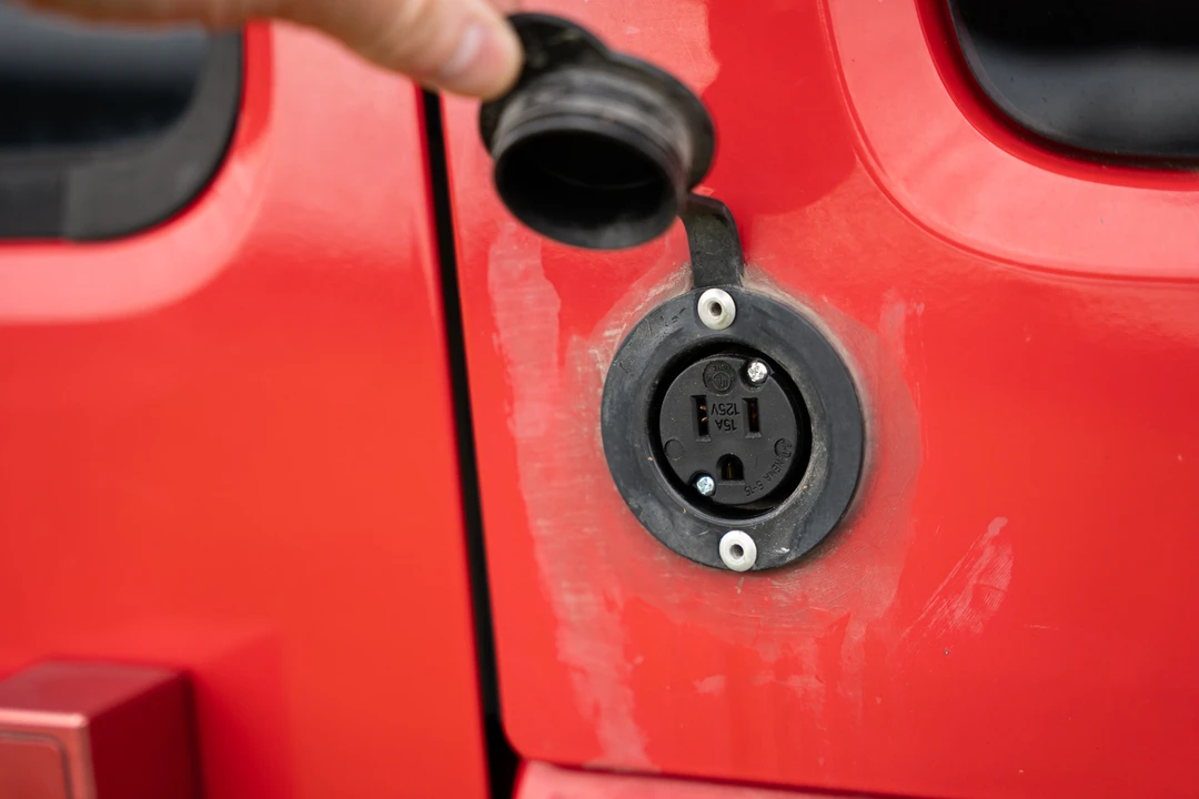 2015 Jeep JK Wrangler - Image 27 of 31