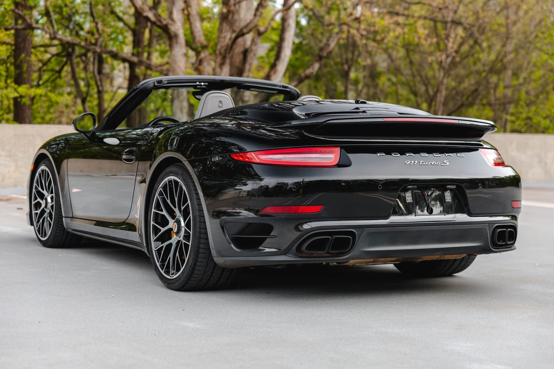 2015 Porsche 991 Turbo S - Image 26 of 31