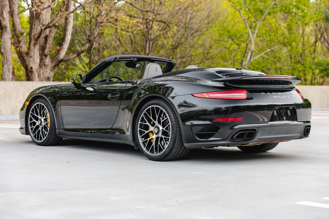 2015 Porsche 991 Turbo S - Image 27 of 31