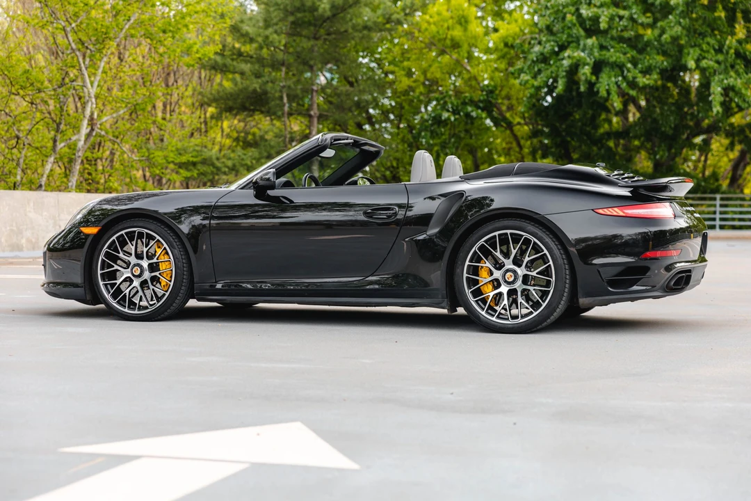 2015 Porsche 991 Turbo S - Image 29 of 31