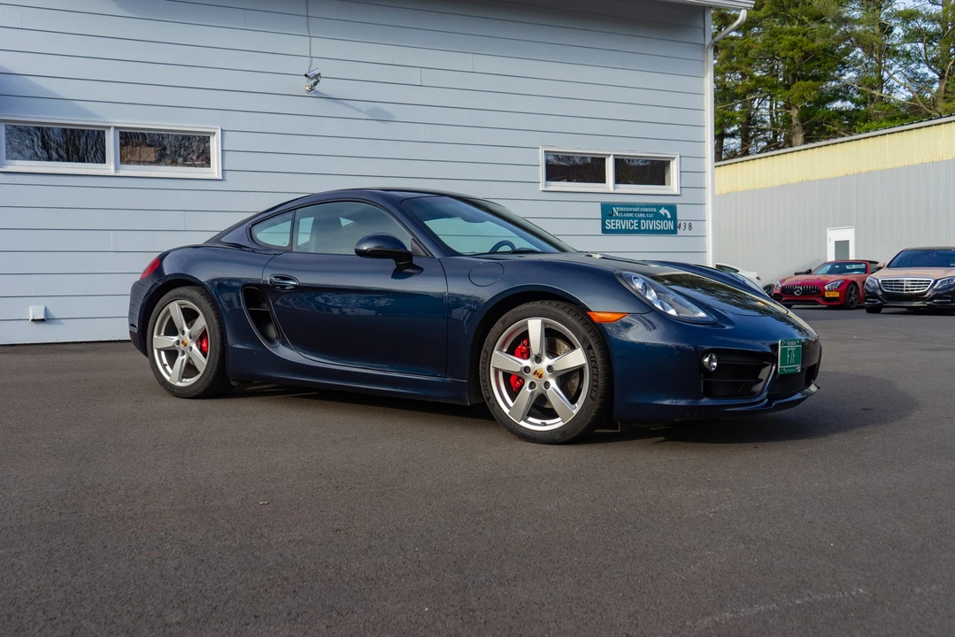 2015 Porsche 981 Cayman S - Image 11 of 31