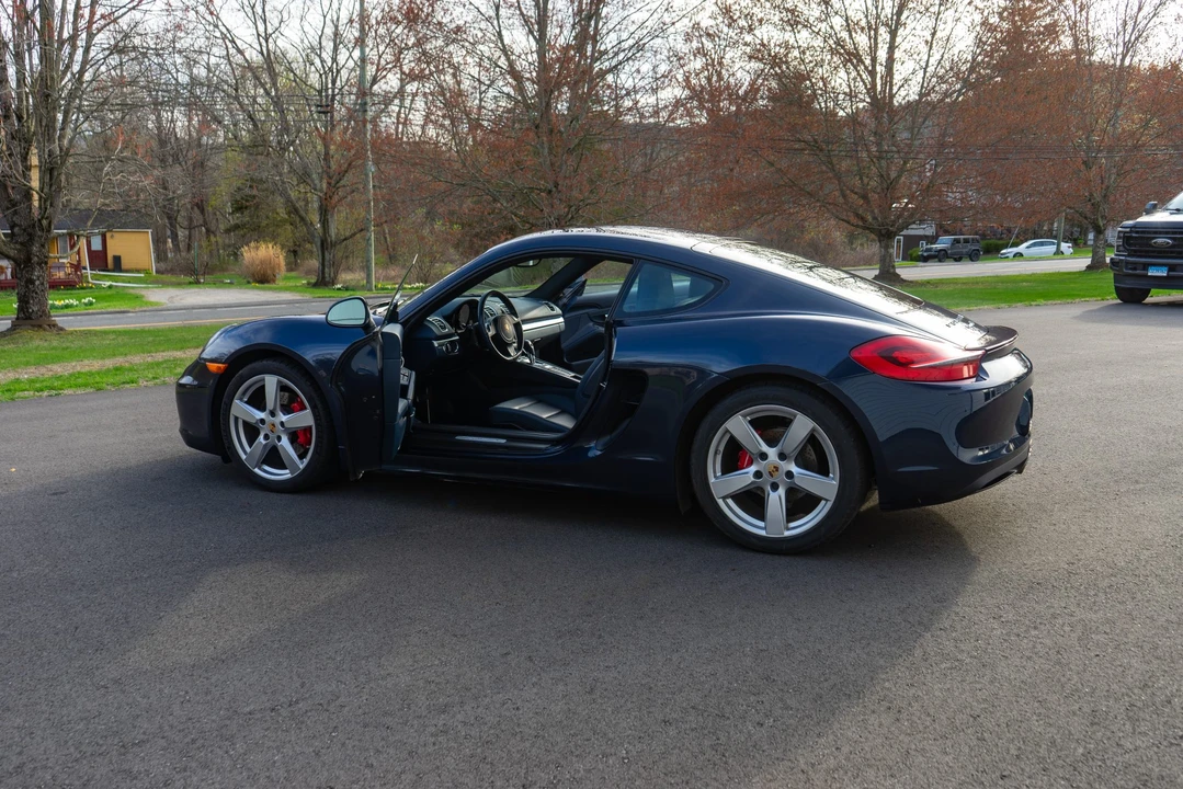 2015 Porsche 981 Cayman S - Image 26 of 31