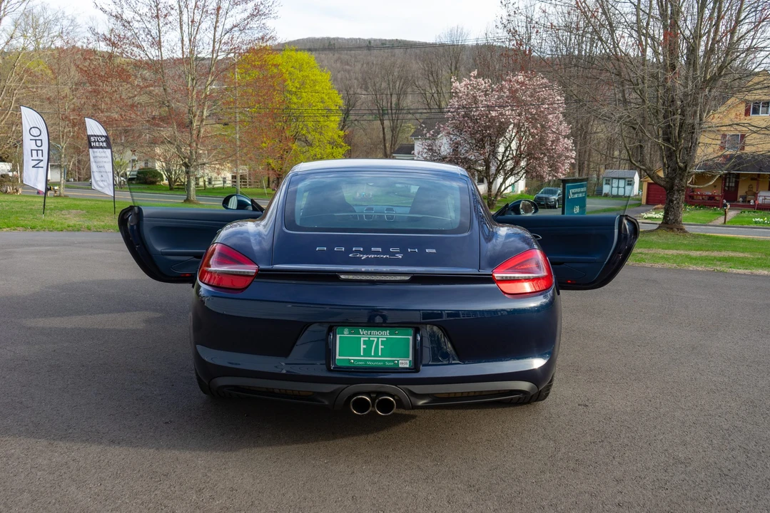 2015 Porsche 981 Cayman S - Image 29 of 31