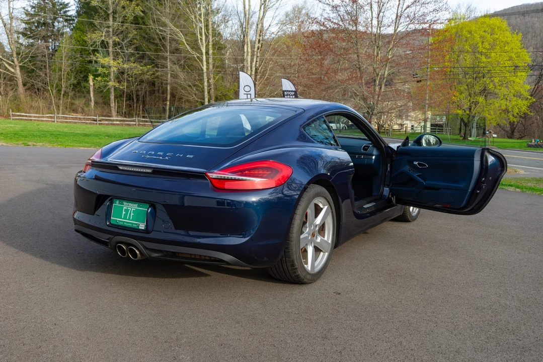 2015 Porsche 981 Cayman S - Image 30 of 31