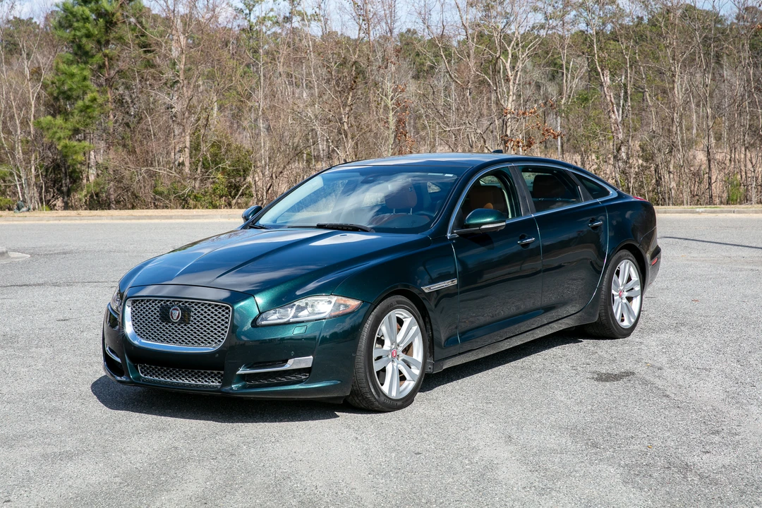 2016 Jaguar X351 XJ - Image 4 of 31