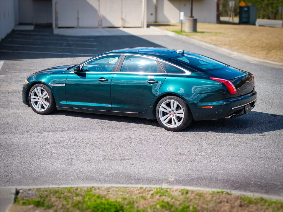 2016 Jaguar X351 XJ - Image 9 of 31