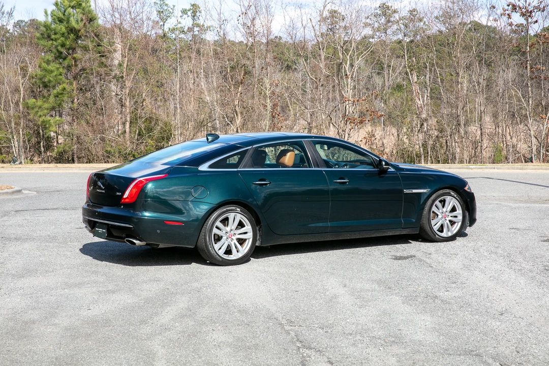 2016 Jaguar X351 XJ - Image 19 of 31