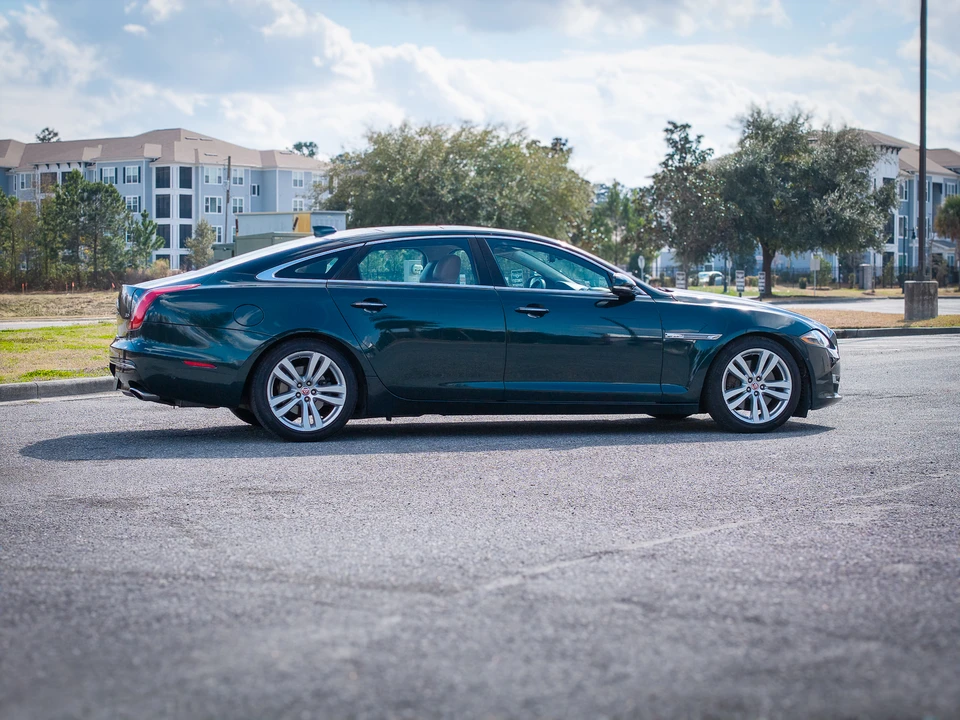 2016 Jaguar X351 XJ - Image 22 of 31