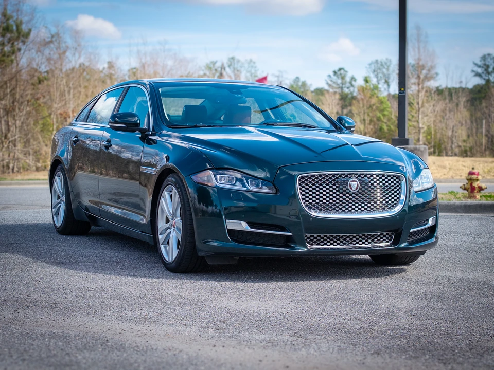 2016 Jaguar X351 XJ - Image 25 of 31