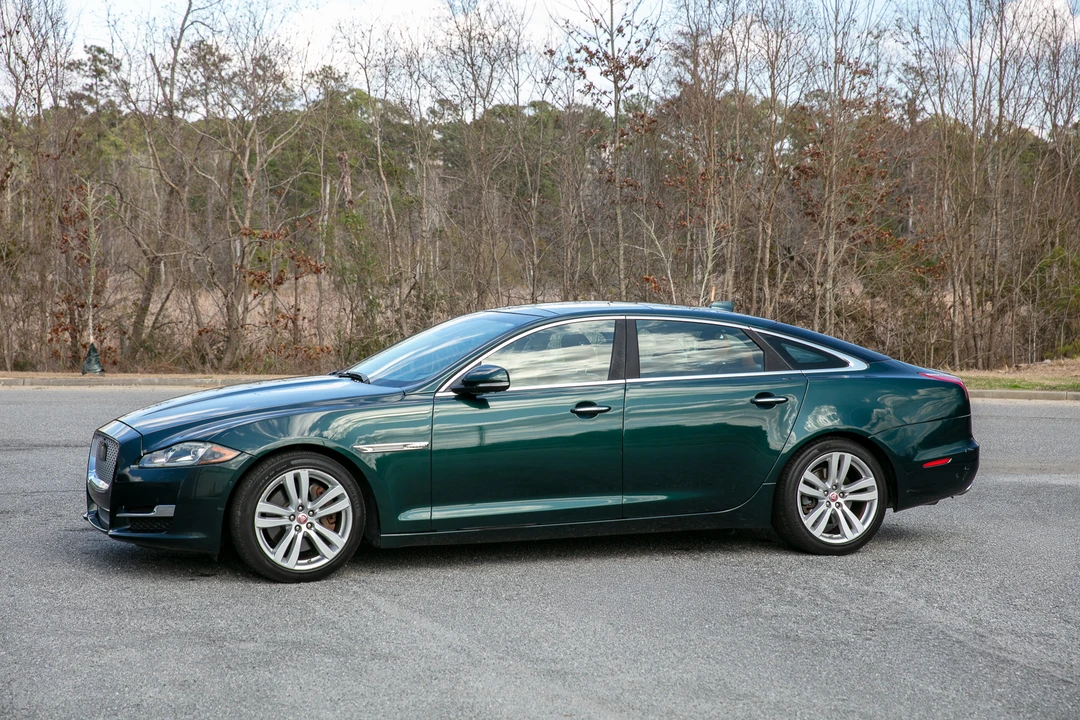 2016 Jaguar X351 XJ - Image 6 of 31
