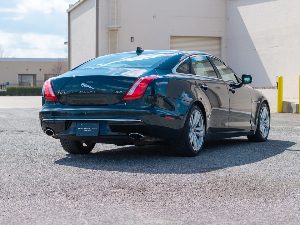 2016 Jaguar X351 XJ - Image 15 of 31