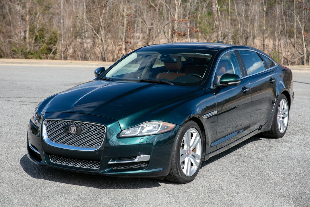 2016 Jaguar X351 XJ - Image 28 of 31