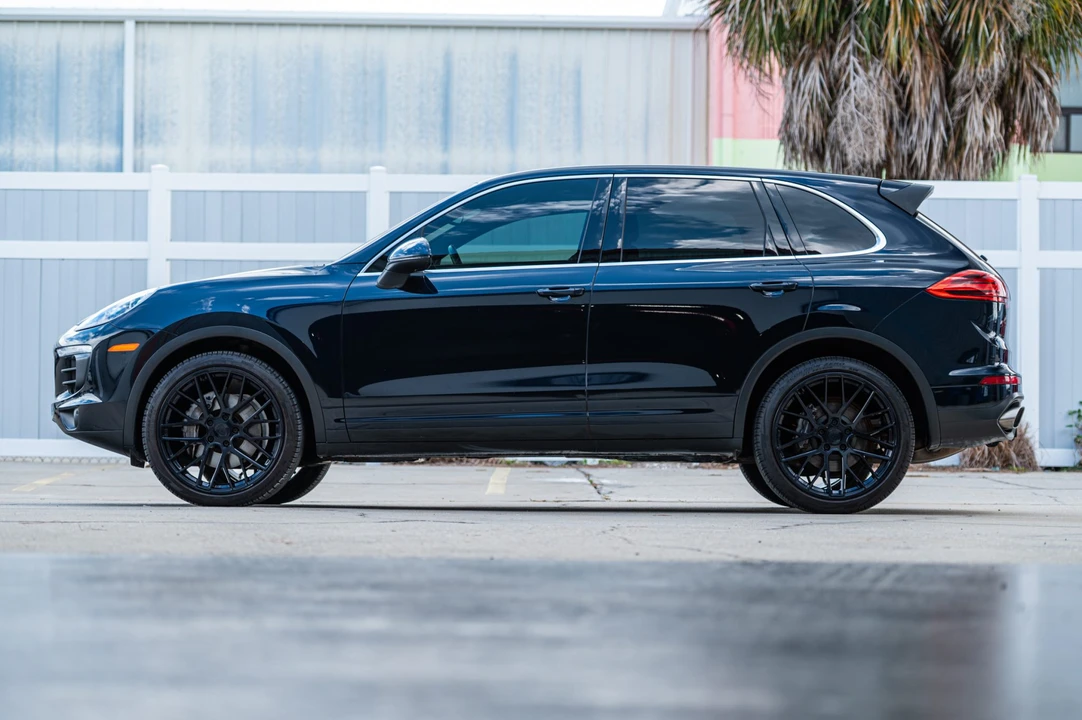 2016 Porsche 958 Cayenne Diesel - Image 17 of 31