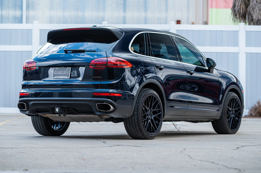 2016 Porsche 958 Cayenne Diesel - Image 25 of 31