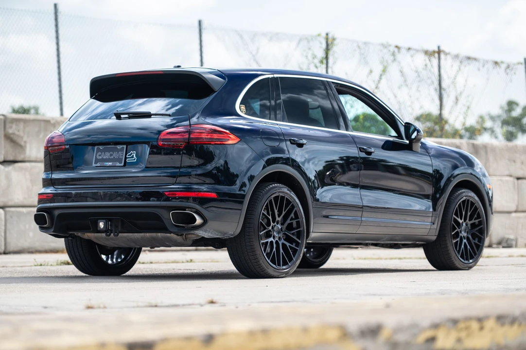 2016 Porsche 958 Cayenne Diesel - Image 8 of 31