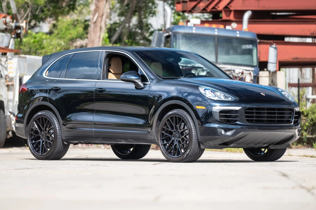 2016 Porsche 958 Cayenne Diesel - Image 14 of 31