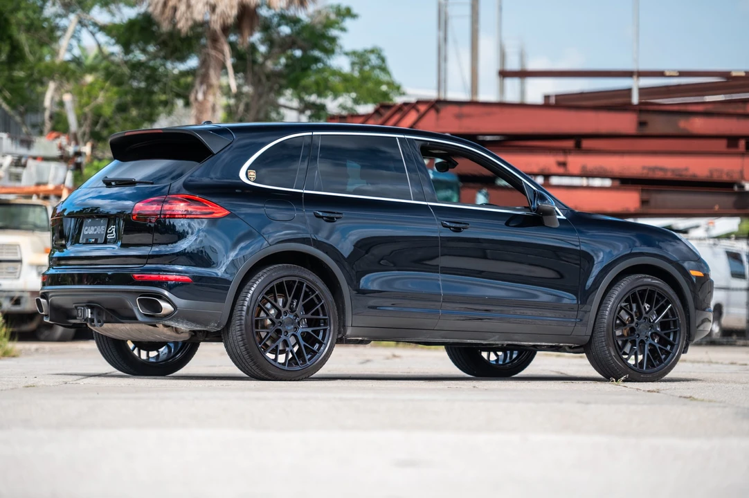 2016 Porsche 958 Cayenne Diesel - Image 9 of 31