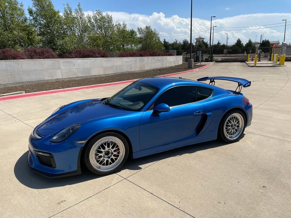 2016 Porsche 981 Cayman GT4 - Image 19 of 23