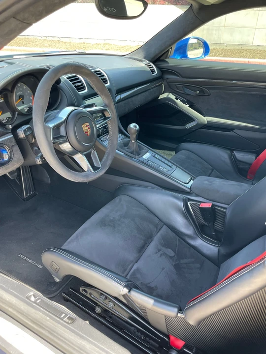 2016 Porsche 981 Cayman GT4 - Image 3 of 23