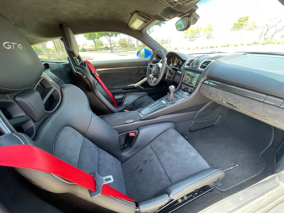 2016 Porsche 981 Cayman GT4 - Image 13 of 23