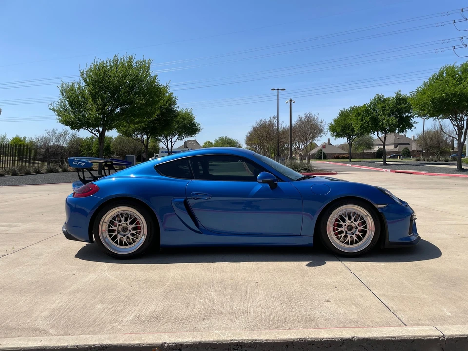 2016 Porsche 981 Cayman GT4 - Image 9 of 23