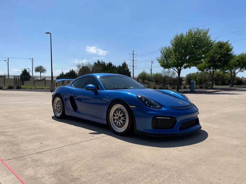 2016 Porsche 981 Cayman GT4 - Image 8 of 23