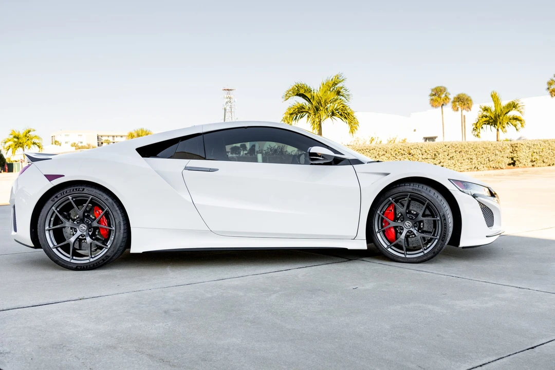 2017 Acura NC1 NSX - Image 13 of 31