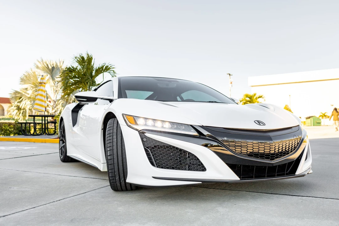 2017 Acura NC1 NSX - Image 15 of 31