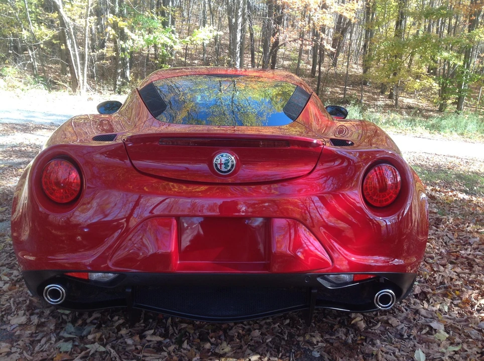 2017 Alfa Romeo 4C Coupe - Image 14 of 31