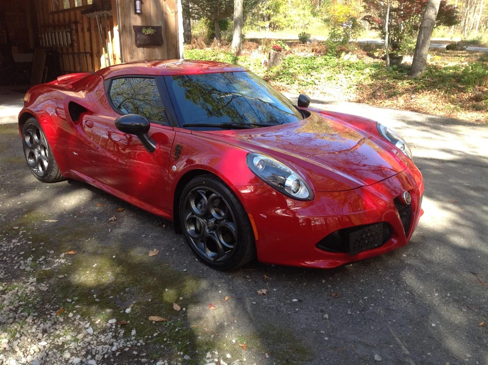 2017 Alfa Romeo 4C Coupe - Image 8 of 31