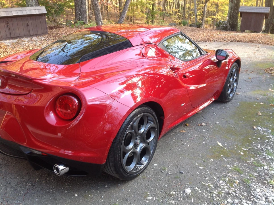 2017 Alfa Romeo 4C Coupe - Image 13 of 31