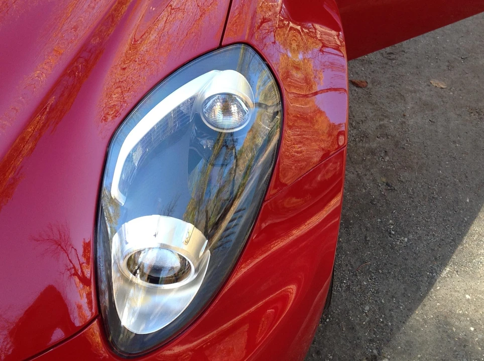 2017 Alfa Romeo 4C Coupe - Image 25 of 31